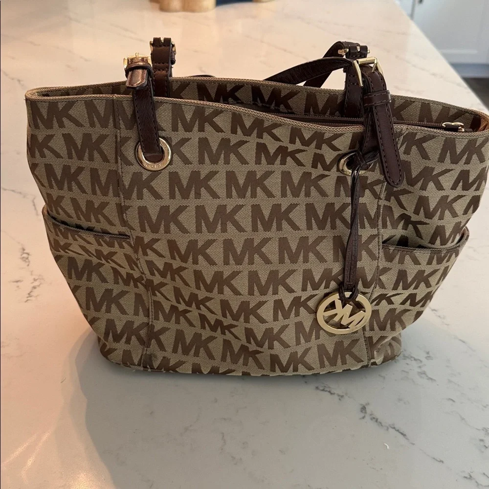 Michael Kors satchel shoulder bag